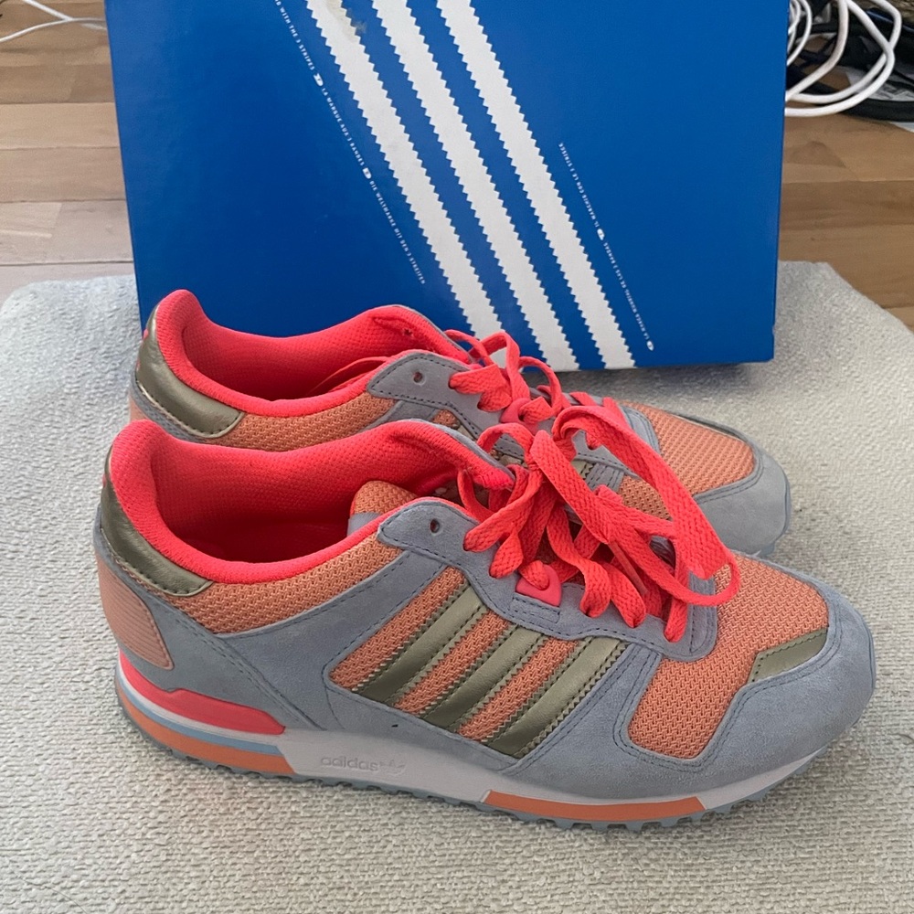 7W Adidas ZX700 (Coral, Neon, Metallic, & Pale Blue)